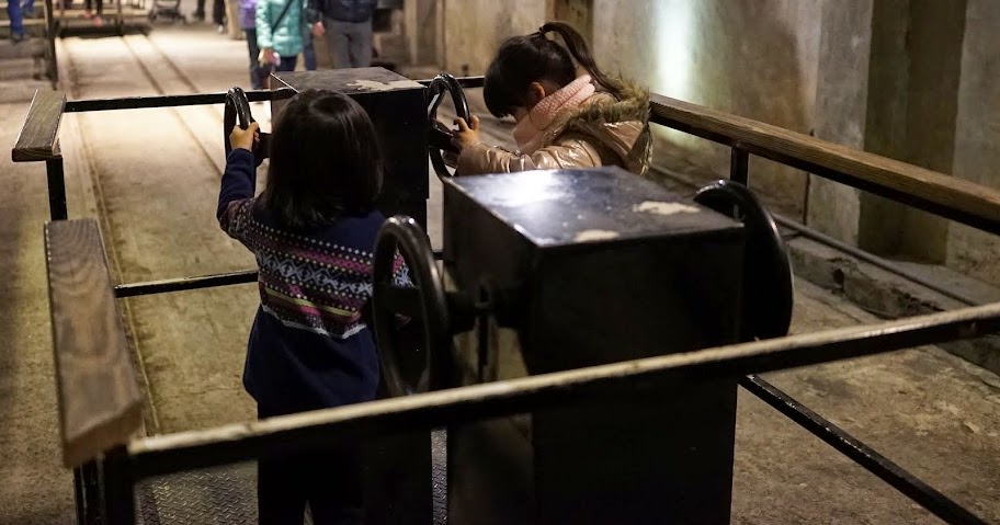 台南小旅行: 十鼓文化園區、台南都會公園奇美博物館、七股鹽山、安平樹屋