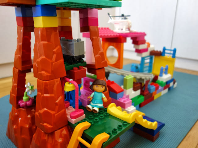 和寶寶一起玩積木 Building Blocks with My Baby XI: 小女孩的廚房組 和 超級豪宅 [2Y10M+]