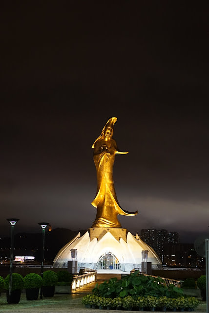 澳門美高梅酒店 MGM Macau 蝴蝶飛舞的天幕廣場