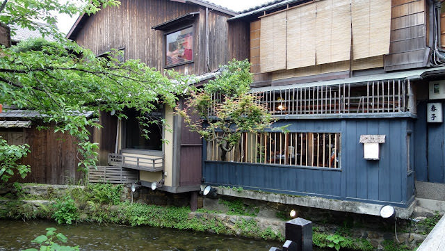 京都祇園周邊: 八坂神社、建仁寺、白川、柚子屋旅館