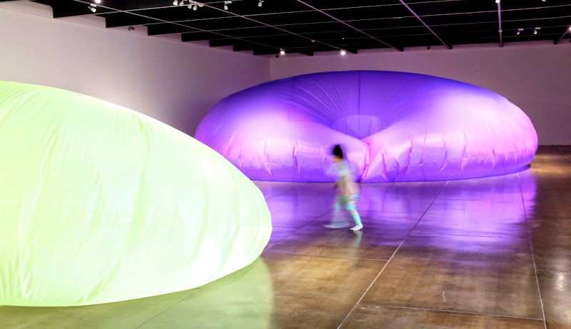 走進作品之中  視覺之外的觸覺感受與空間體驗: 王德瑜個展