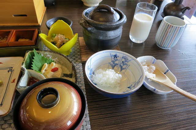 湖山亭 夕食 朝食