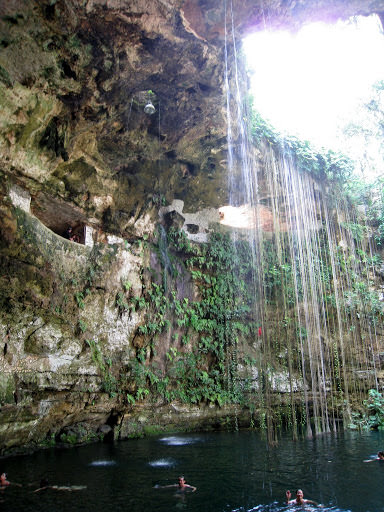 Mexico  墨西哥:  Cancun 坎昆、Chichen Itza 奇琴伊察
