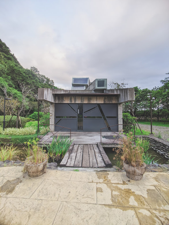 宜蘭礁溪民宿 有朋會館 溪山間的寶盒 令人一見傾心的旅宿