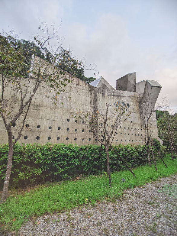 宜蘭礁溪民宿 有朋會館 溪山間的寶盒 令人一見傾心的旅宿