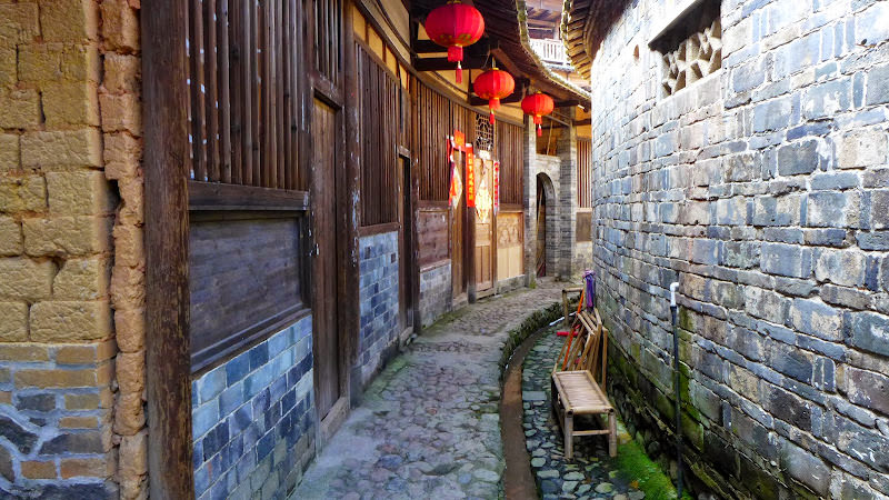 比較商業化的土樓: 承啟樓、塔下村、東倒西歪裕昌樓、田螺坑土樓群