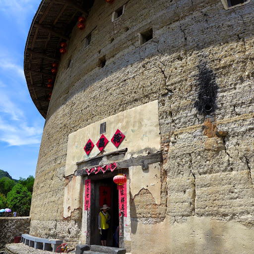 比較商業化的土樓: 承啟樓、塔下村、東倒西歪裕昌樓、田螺坑土樓群