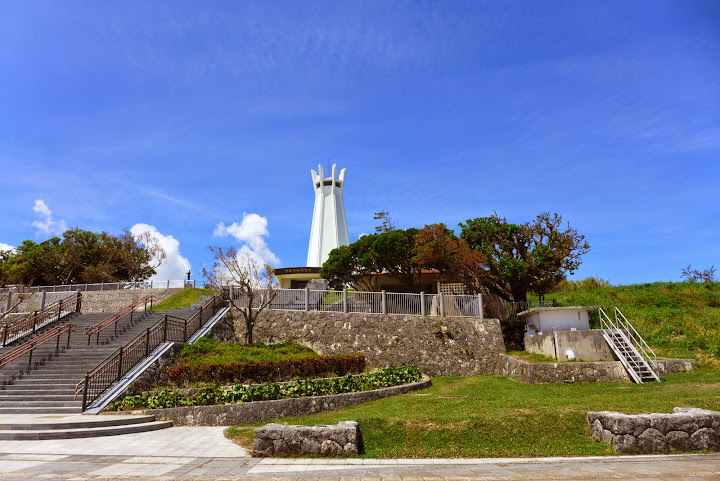 沖繩 斎場御嶽、海のイスキア Cafe 、和平祈念公園 [3Y6M]