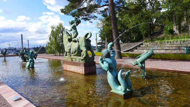 斯德哥爾摩 Millesgarden 米勒斯雕塑花園: Between Water and Heaven 在水岸和天堂之間的雕塑花園