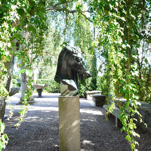 斯德哥爾摩 Millesgarden 米勒斯雕塑花園: Between Water and Heaven 在水岸和天堂之間的雕塑花園