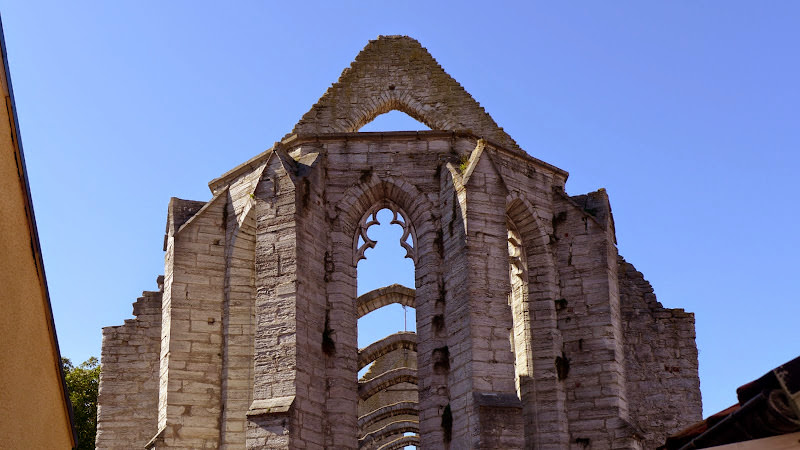 瑞典 哥德蘭島 Visby: St. Karins Church Ruin 華麗的拱形、廣場上的市集和童話般的小屋