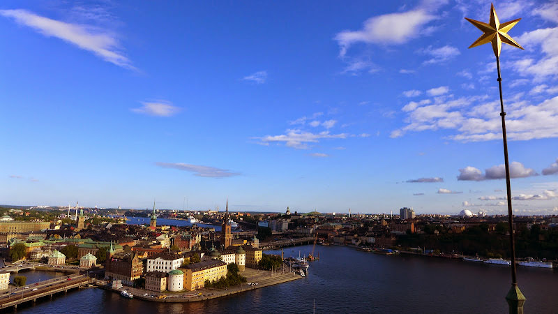 斯德哥爾摩 市政廳 Stadshuset: 壯觀的建築、諾貝爾獎宴會大廳 和登塔俯瞰水岸美景