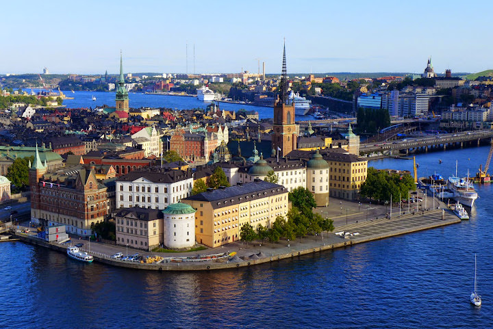 斯德哥爾摩 市政廳 Stadshuset: 壯觀的建築、諾貝爾獎宴會大廳 和登塔俯瞰水岸美景