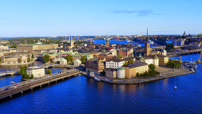 斯德哥爾摩 市政廳 Stadshuset: 壯觀的建築、諾貝爾獎宴會大廳 和登塔俯瞰水岸美景