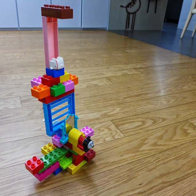 和寶寶一起玩積木 Building Blocks with My Baby XII 女兒各階段的積木作品紀錄 (1~5Y)
