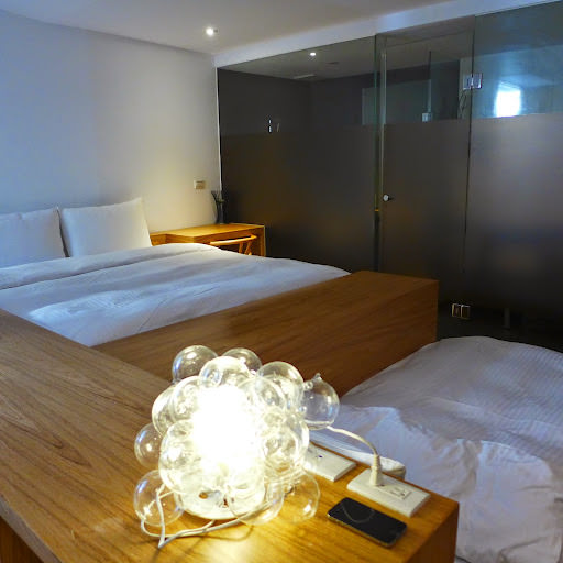 台南小旅行: 8又二分之一藝術旅店、台南晶英酒店