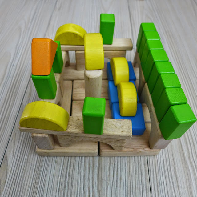 和寶寶一起玩積木 Building Blocks with My Baby XII 女兒各階段的積木作品紀錄 (1~5Y)