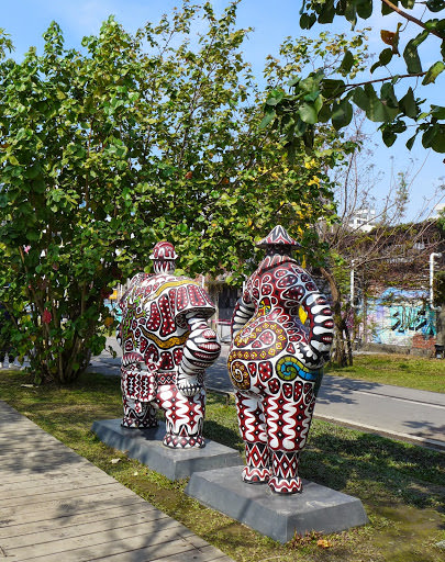 高雄小旅行: 義大世界、衛武營都會公園、捷絲旅高雄中正館、駁二藝術特區