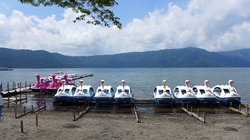 青森縣：奧入瀨溪流酒店、十和田湖、奧入瀨溪流散步