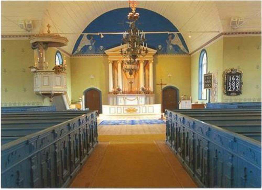 瑞典 哥德蘭島 Visby: St. Mary’s Cathedral 和女兒一起在教堂裡畫畫