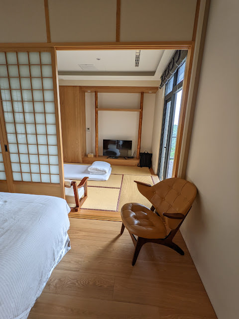 金漫會館: 金瓜石天主堂改建而成的民宿，充滿日式氛圍 坐擁山海景點。