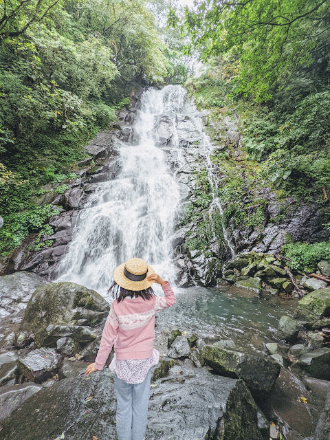 新北市石門區 青山瀑布步道 與青翠森林和沁涼溪水相伴而行
