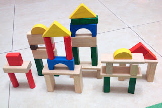 和寶寶一起玩積木 Building Blocks with My Baby I