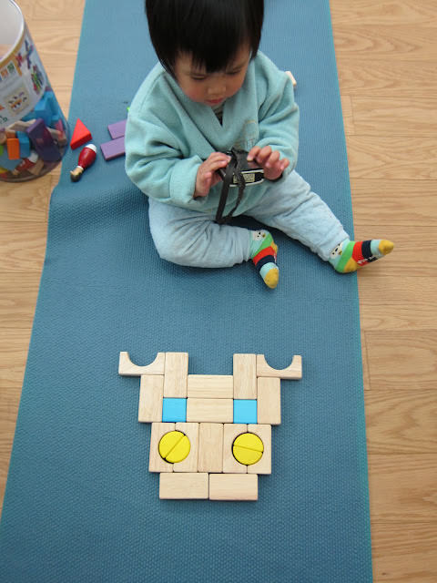 和寶寶一起玩積木 Building Blocks with My Baby II