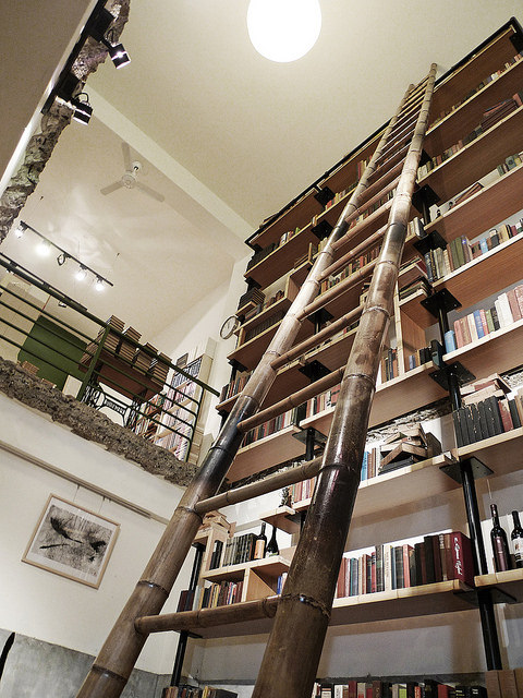 Collection of Bookshelves。書架