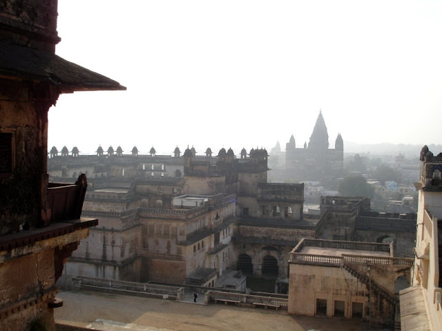 India 印度 – Orchha, Taj Mahal, and Agra Fort 歐恰城堡，泰姬瑪哈陵，阿格拉城堡