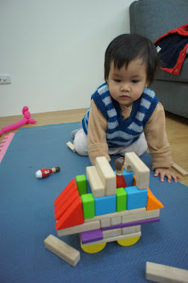 和寶寶一起玩積木 Building Blocks with My Baby II