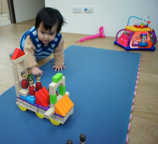 和寶寶一起玩積木 Building Blocks with My Baby II