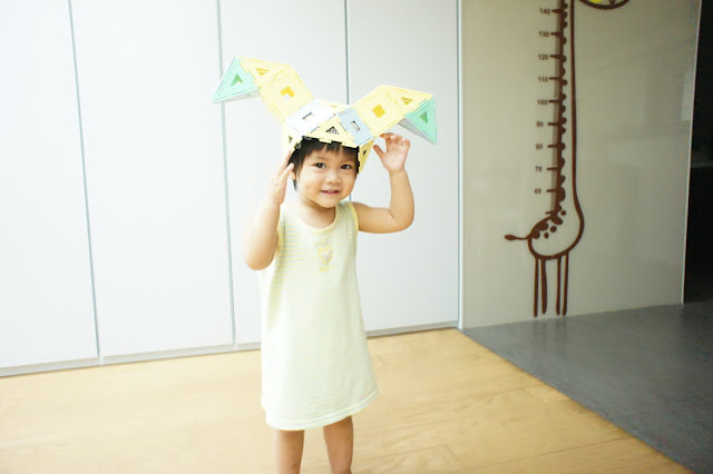 和寶寶一起玩積木 Building Blocks with My Baby IV: 大兔子和小兔子 [1Y4M+]