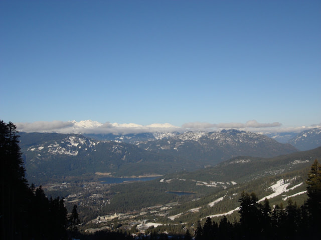Seattle 西雅圖近郊的滑雪場。Mt. Baker、Sumit at Snoqualmie 、Stevens Pass、Crystal Mountain、加拿大惠斯勒滑雪場