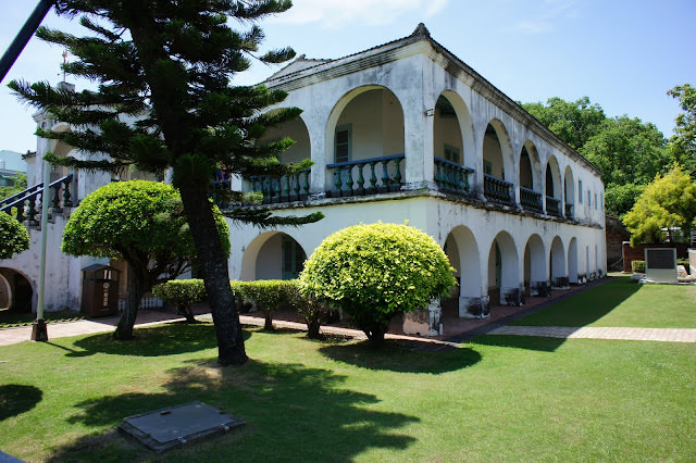 美麗的安平 Again：東興洋行、胭脂巷、台鹽日式宿舍、海山館、蚵灰窯、安平樹屋、德記洋行、因鹽玖定、四草大眾廟 綠色隧道遊船
