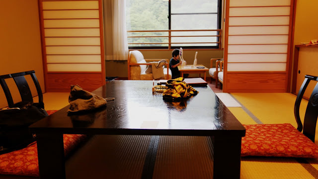 登別 第一滝本館 登別棕熊牧場 很特別的餵熊體驗