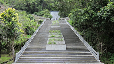 吹吹風 小旅行 花蓮景點紀錄: 太魯閣、林田山、石梯坪、六十石山金針花、阿德南斯民宿、花蓮市