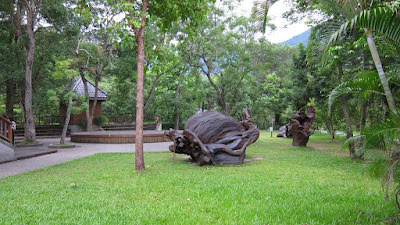 吹吹風 小旅行 花蓮景點紀錄: 太魯閣、林田山、石梯坪、六十石山金針花、阿德南斯民宿、花蓮市
