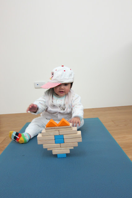 和寶寶一起玩積木 Building Blocks with My Baby II