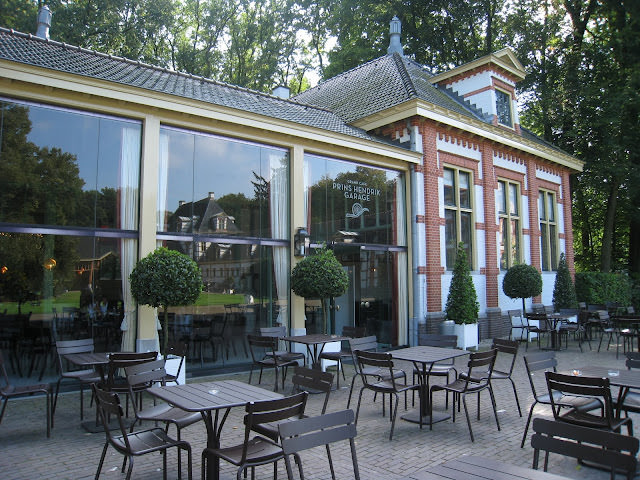 The Netherlands 初秋荷蘭的大城小鎮 – II: 羅宮 Paleis Het Loo、羊角村 Giethoorn、沃倫丹 Volendam、阿姆斯特丹 Amsterdam