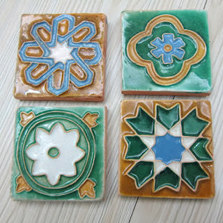 Collection of Tiles 。 磁磚