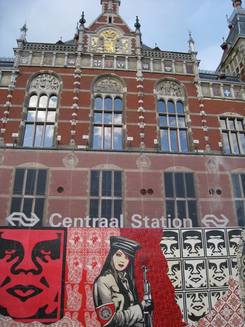 The Netherlands 初秋荷蘭的大城小鎮 – II: 羅宮 Paleis Het Loo、羊角村 Giethoorn、沃倫丹 Volendam、阿姆斯特丹 Amsterdam
