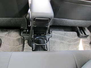 Prius C 小開箱 + 小小模特兒代言