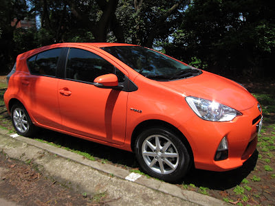 Prius C 小開箱 + 小小模特兒代言