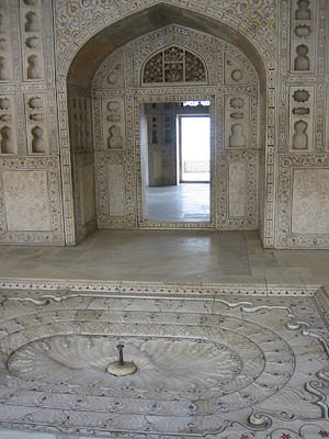 India 印度 – Orchha, Taj Mahal, and Agra Fort 歐恰城堡，泰姬瑪哈陵，阿格拉城堡