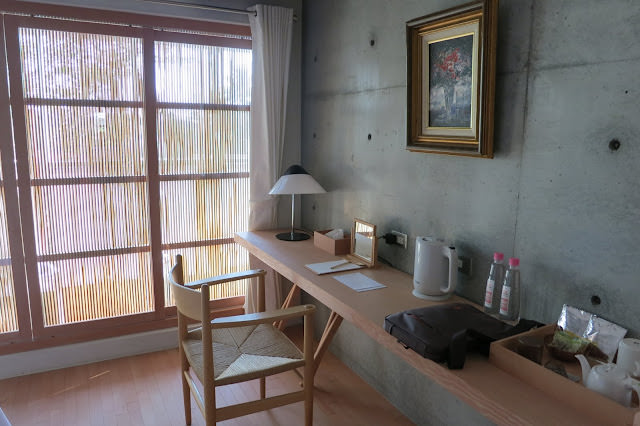 Birthday + 3rd Anniversary: 世外桃源與創新建築 台南 漁光島 毛屋