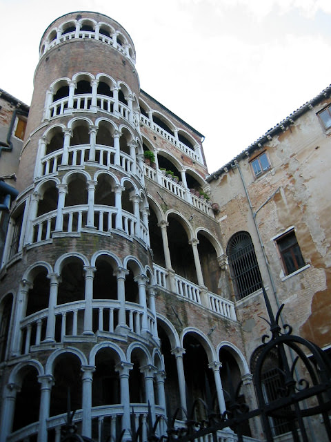 那一年，我們一起旅行的義大利景點。 回憶中的青春旅行。威尼斯 Venice、佛羅倫斯 Firenze、西恩納 Siena、聖吉米尼亞諾 San Gimignano 