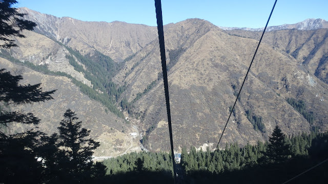 四川 黃龍 Huanglong Scenic and Historic Interest Area 雪山、彩池、峽谷、和森林的夢幻組合