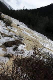四川 黃龍 Huanglong Scenic and Historic Interest Area 雪山、彩池、峽谷、和森林的夢幻組合