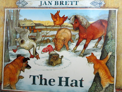 [Book] 充滿冬天氣息的故事書: Three snow bears, The mitten, The hat, Annie and the wild animals